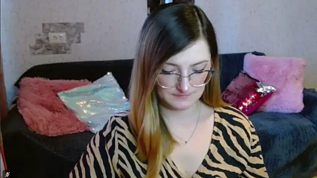 Snapshot of Arielsssplash chatting on 20, 11, 2025 Arielsssplash online show from 20, 11, 2025