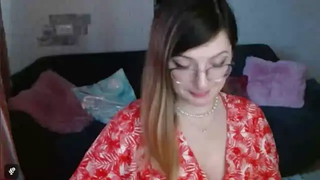 Arielsssplash online show from 4, 12, 2025