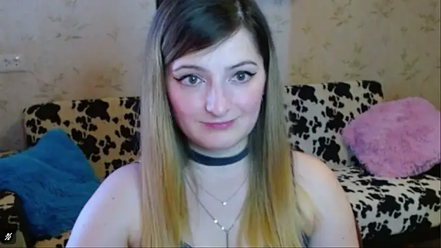 Snapshot of Arielsssplash chatting on 7, 10, 2025 Arielsssplash online show from 7, 10, 2025