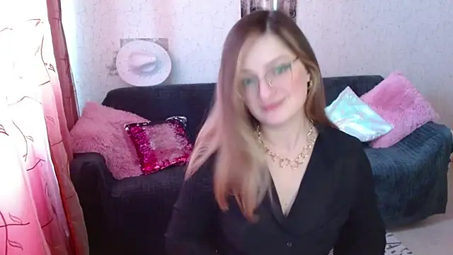 Snapshot of Arielsssplash chatting on 12, 5, 2026 Arielsssplash online show from 12, 5, 2026