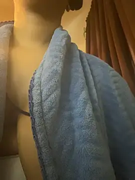 nickytheehawtie online show from 18, 3, 2026