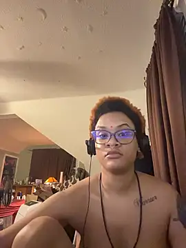 nickytheehawtie online show from 3, 3, 2026