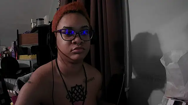 nickytheehawtie online show from 6, 5, 2026