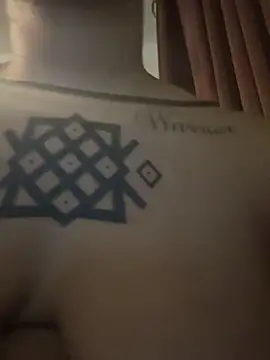 nickytheehawtie online show from 30, 3, 2026