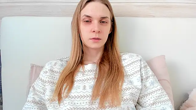 molly hunt  online show from 26, 2, 2025