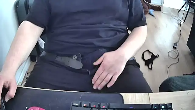 ChubbyTeen2003 online show from 24, 4, 2026
