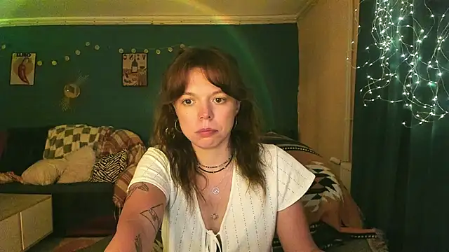Snapshot of ClancyMorissey chatting on 31, 5, 2026 ClancyMorissey online show from 31, 5, 2026