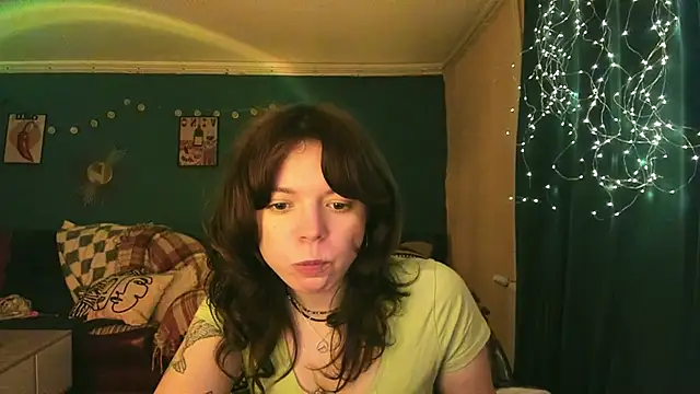 Snapshot of ClancyMorissey chatting on 24, 4, 2026 ClancyMorissey online show from 24, 4, 2026