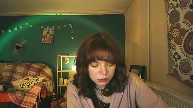 ClancyMorissey online show from 25, 2, 2025