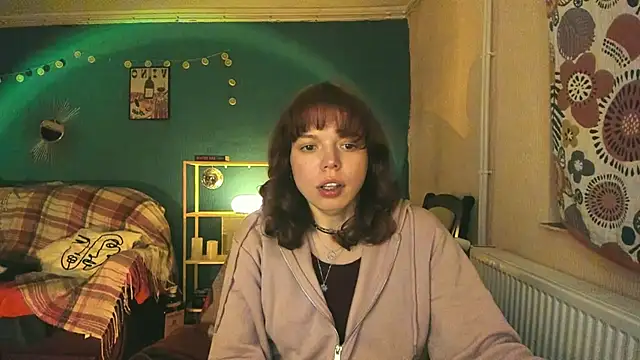 ClancyMorissey online show from 25, 2, 2025