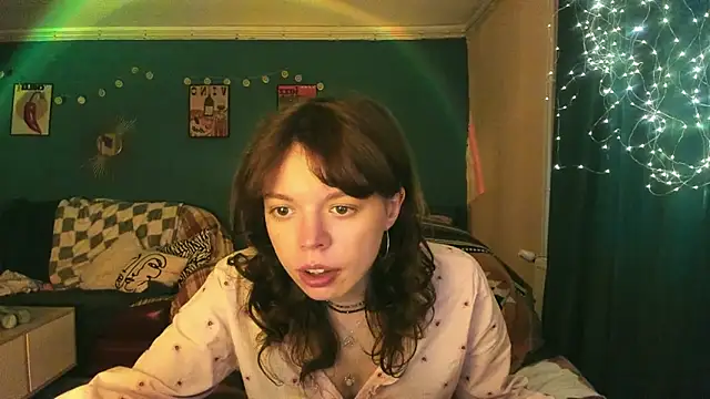 Snapshot of ClancyMorissey chatting on 10, 5, 2026 ClancyMorissey online show from 10, 5, 2026
