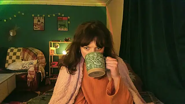 ClancyMorissey online show from 28, 11, 2025