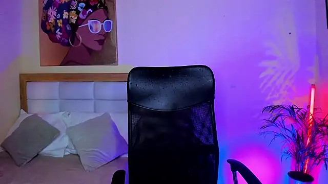 AitanaBrown  online show from 17, 3, 2026