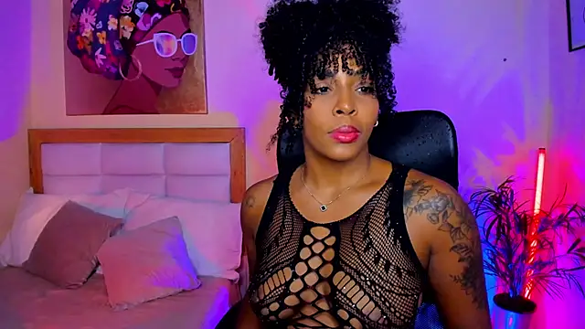 AitanaBrown  online show from 25, 3, 2026