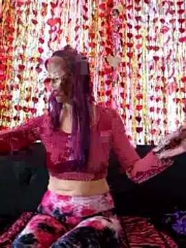 Adrina Drake online show from 22, 2, 2026