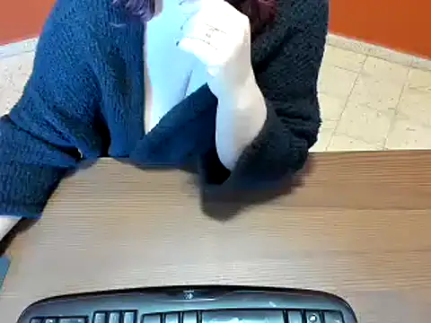 Snapshot of NikkiHolland chatting on 7, 2, 2025 NikkiHolland online show from 7, 2, 2025