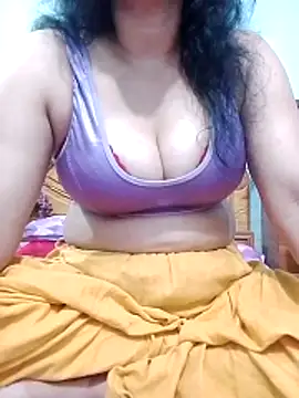 Snapshot of Daneldayna chatting on 29, 4, 2026 Daneldayna online show from 29, 4, 2026