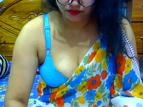 Snapshot of Daneldayna chatting on 9, 6, 2026 Daneldayna online show from 9, 6, 2026