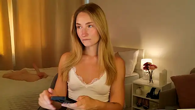 bella  rose online show from 11, 5, 2026