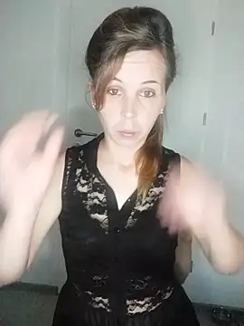 Snapshot of loveis007 chatting on 12, 9, 2025 loveis007 online show from 12, 9, 2025