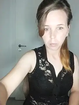 Snapshot of loveis007 chatting on 14, 9, 2025 loveis007 online show from 14, 9, 2025