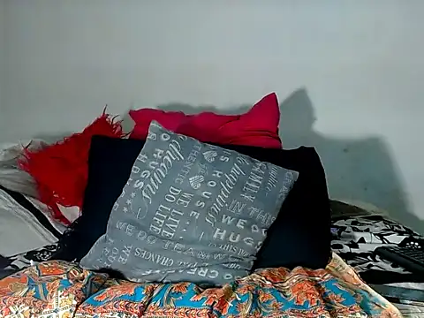 Snapshot of xSexyLolahx chatting on 9, 7, 2026 xSexyLolahx online show from 9, 7, 2026