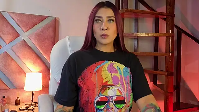  kelly hous36 online show from 4, 12, 2025