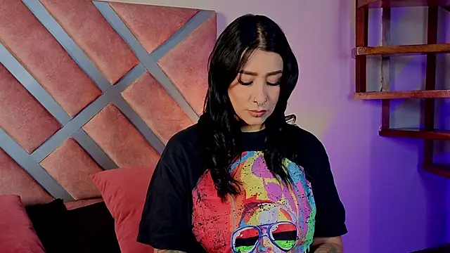  kelly hous36 online show from 4, 3, 2026