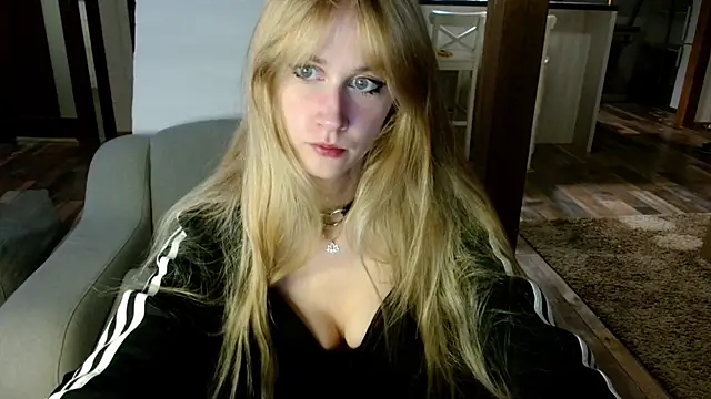 goldhaarigeDame online show from 21, 2, 2025