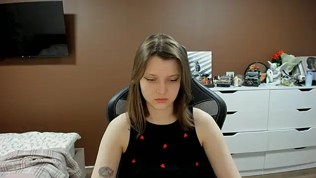 SoniNesti online show from 10, 4, 2026