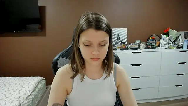 SoniNesti online show from 9, 4, 2026