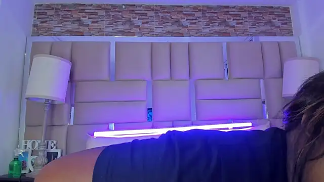 Snapshot of ShaniaBrownn chatting on 10, 10, 2025 ShaniaBrownn online show from 10, 10, 2025