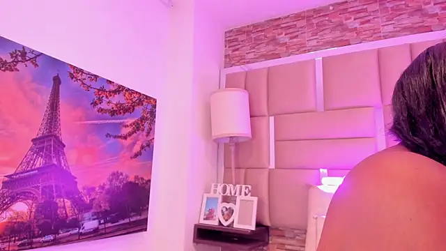 ShaniaBrownn online show from 12, 3, 2026