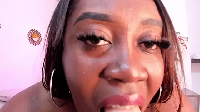 ShaniaBrownn online show from 14, 3, 2025