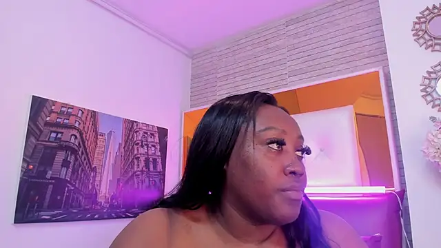 Snapshot of ShaniaBrownn chatting on 27, 11, 2025 ShaniaBrownn online show from 27, 11, 2025