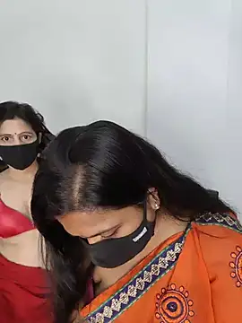 Snapshot of cutee__crazy chatting on 10, 6, 2026 cutee crazy online show from 10, 6, 2026