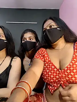 cutee  crazy online show from 19, 3, 2026