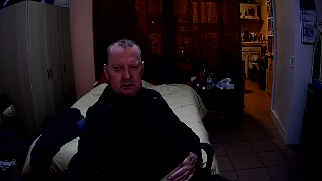 passifsoumis1963 online show from 9, 11, 2025