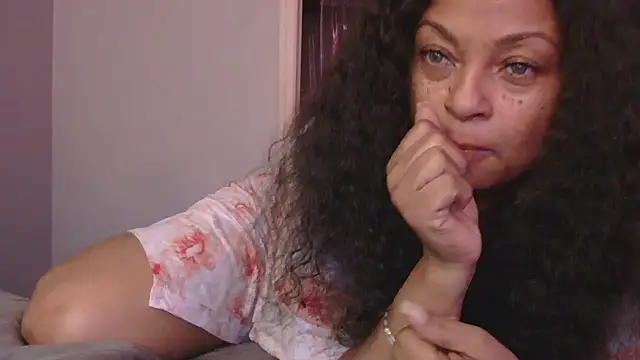 MSweetLindaParks online show from 12, 10, 2025