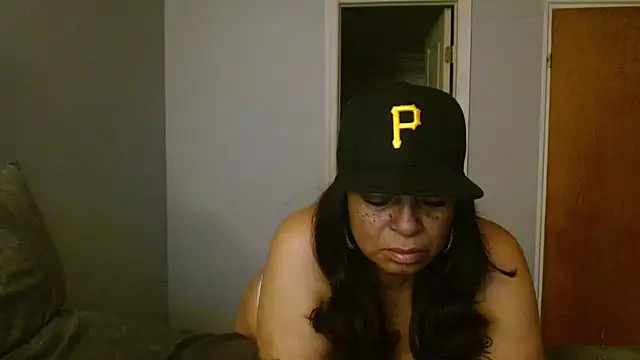 MSweetLindaParks online show from 12, 3, 2026