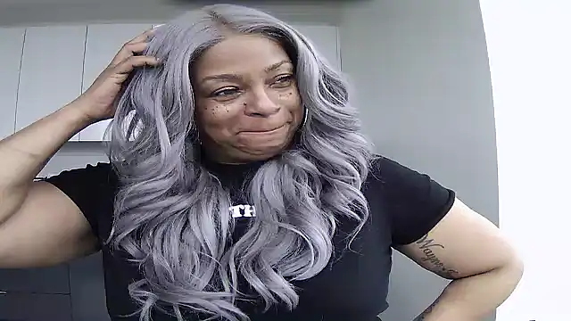 MSweetLindaParks online show from 23, 5, 2026