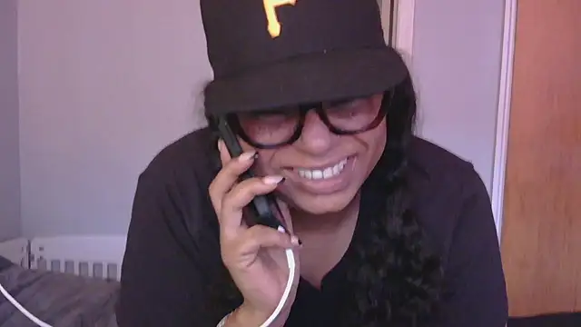 MSweetLindaParks online show from 17, 12, 2025