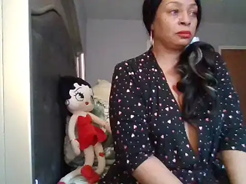 MSweetLindaParks online show from 16, 2, 2025
