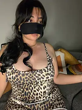 Snapshot of _L0VE_ME chatting on 28, 5, 2026 L0VE ME online show from 28, 5, 2026