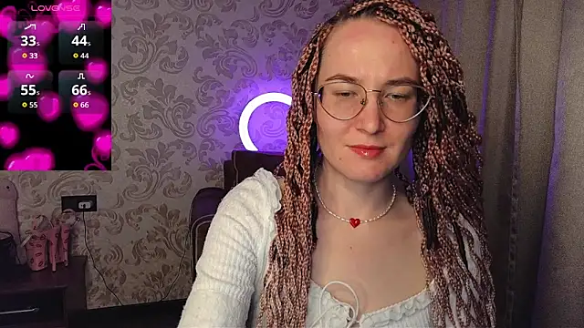 AgnesGraham online show from 5, 4, 2026