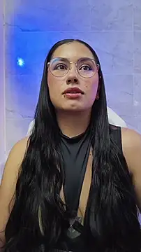 LauraRuiz1 online show from 21, 5, 2026
