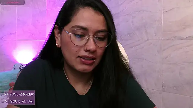 LauraRuiz1 online show from 8, 6, 2026