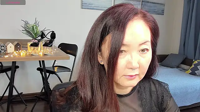 AvroraSakura online show from 15, 2, 2026