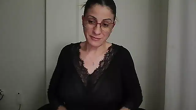 Sanada hot online show from 16, 12, 2025