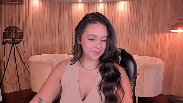 ToriCrossX online show from 15, 2, 2025